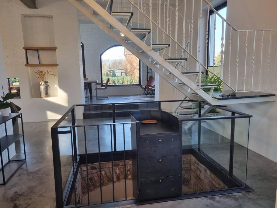 Historische Villa Mit Garten, Luxus 메어부쉬 외부 사진